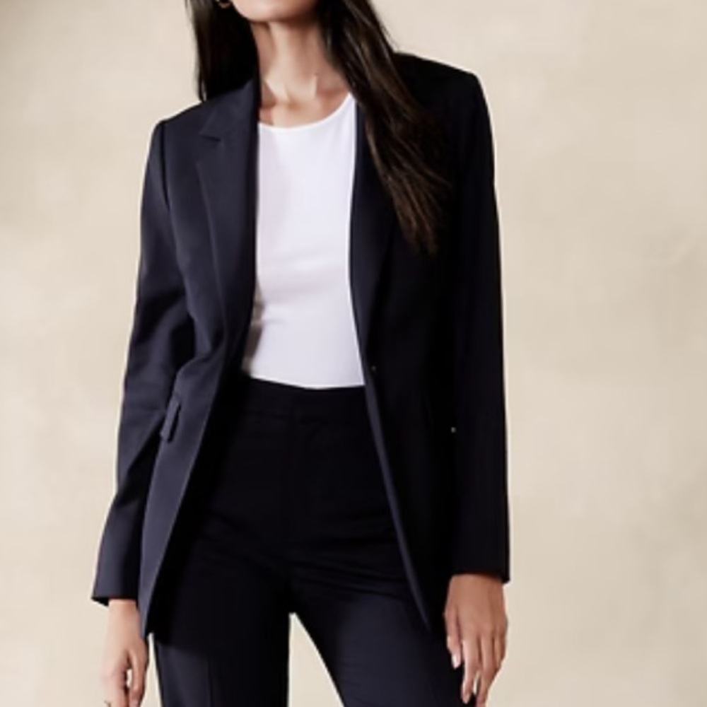 Banana Republic black wool-blend suit 2023-24 season - Picture 15 of 15